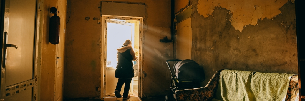 “We spent several months in the basement, without light or food supplies. It was very damp there and Vanya developed a bad cough. Before leaving, we didn't even go into the house. We had our documents with us, so we just grabbed a backpack and left,” recalls Yuliia Murashkina.