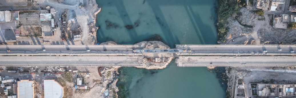 Le plus grand pont de Mossoul, qui relie l'Est à l'Ouest de la ville. 