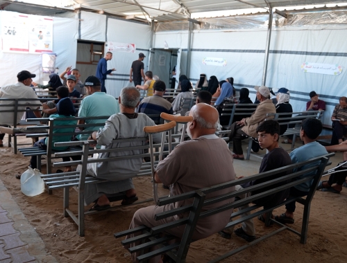 salle d'attente dans un hospital à Gaza